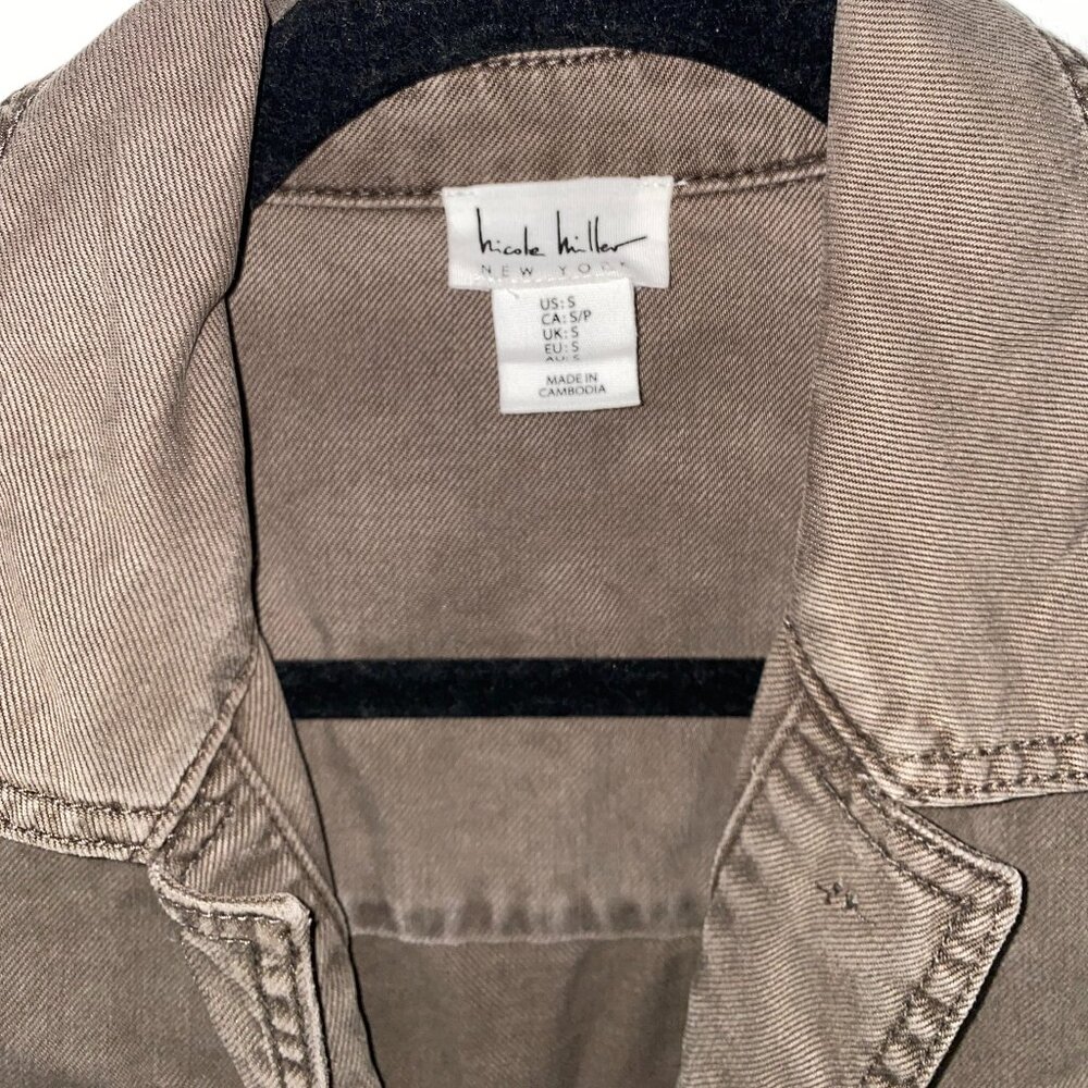 Lightweight Utility Jacket - Picture 2 of 3